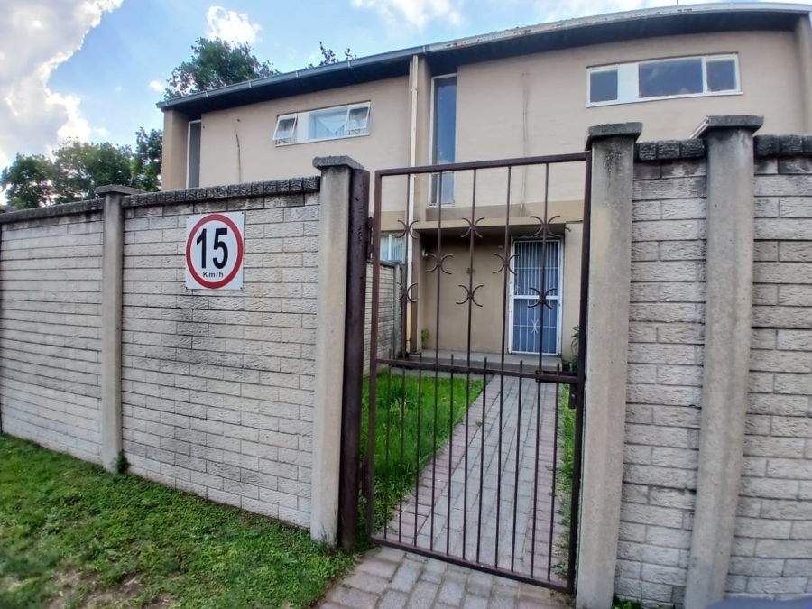 2 Bedroom Property for Sale in Sasolburg Ext 2 Free State